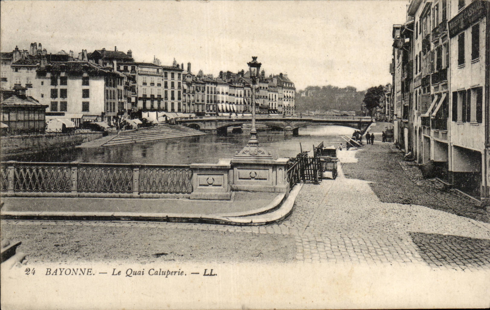 Bayonne — Le Quai Caluperie — LL