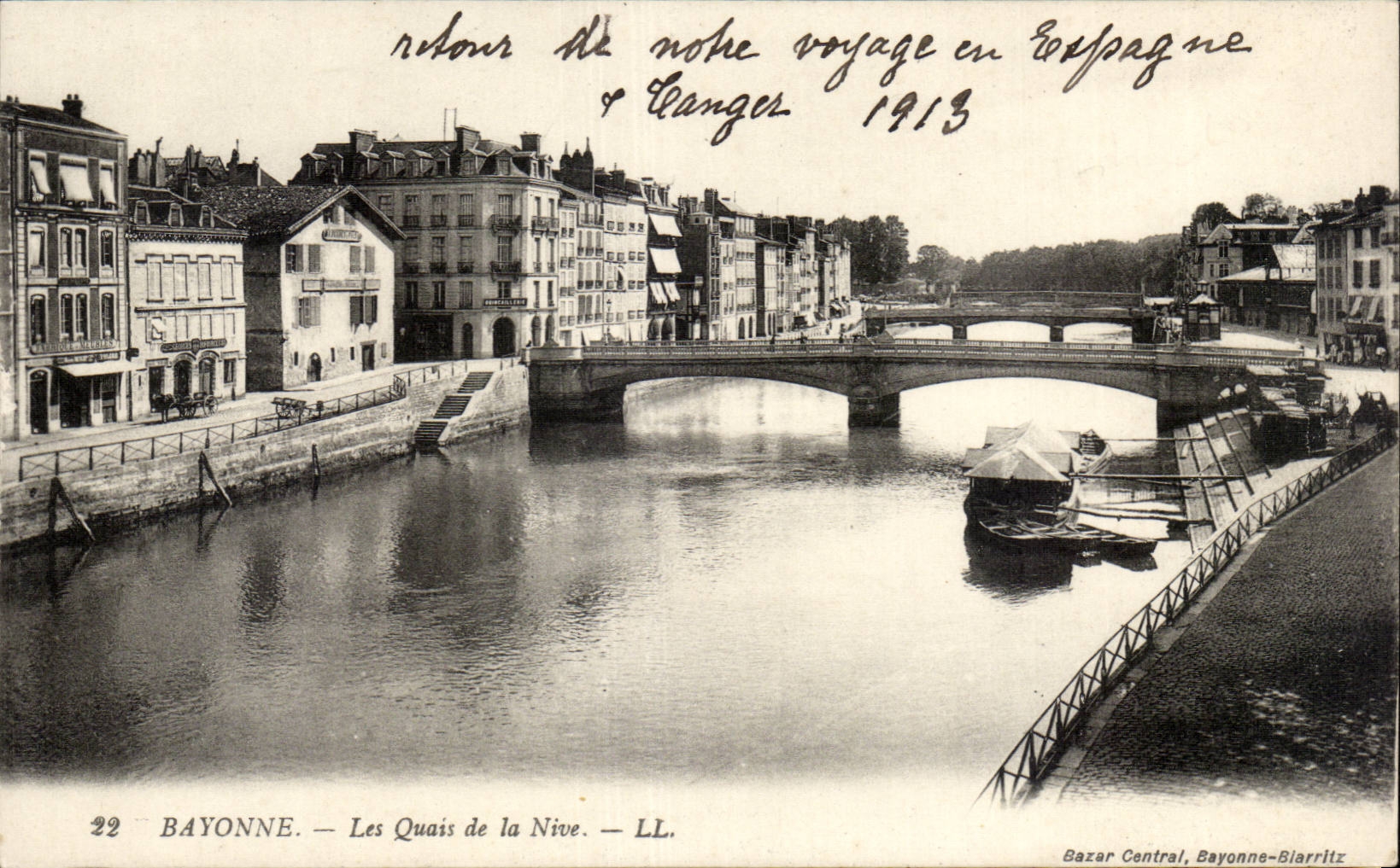 Bayonne CPA Les quais de la Nive