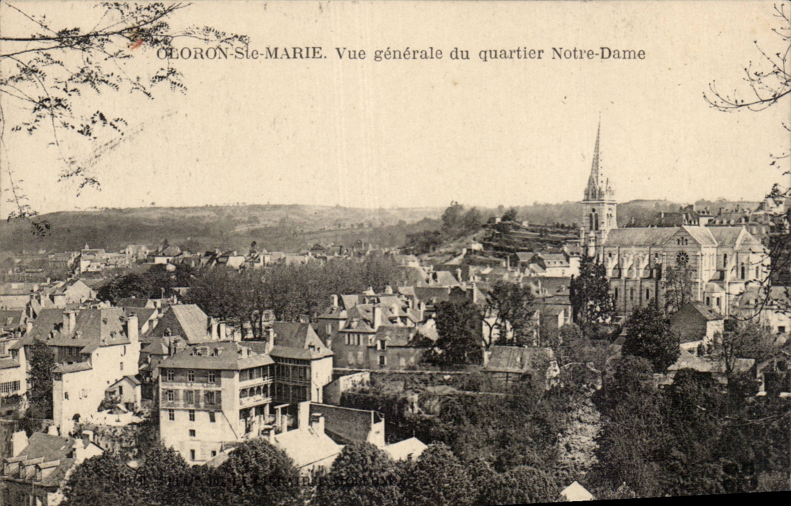 Oloron-Sainte-Marie. Vista general del barrio de Notre-Dame