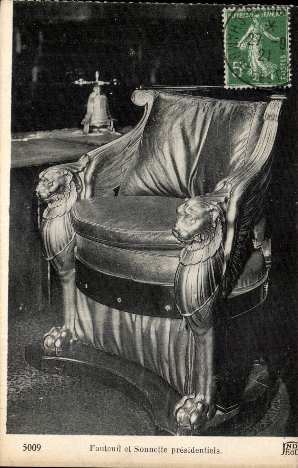 Paris CPA Senat Fauteuil et sonnette presidentiels