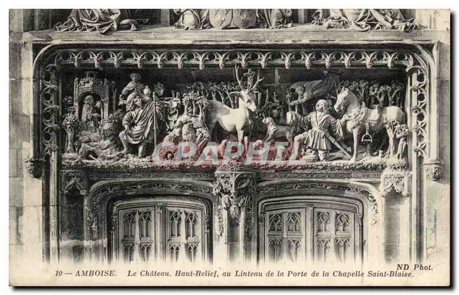 CPA Ambise Le chateau Haut relief au Linteau de la porte de la chapelle Saint Blaise Cerf