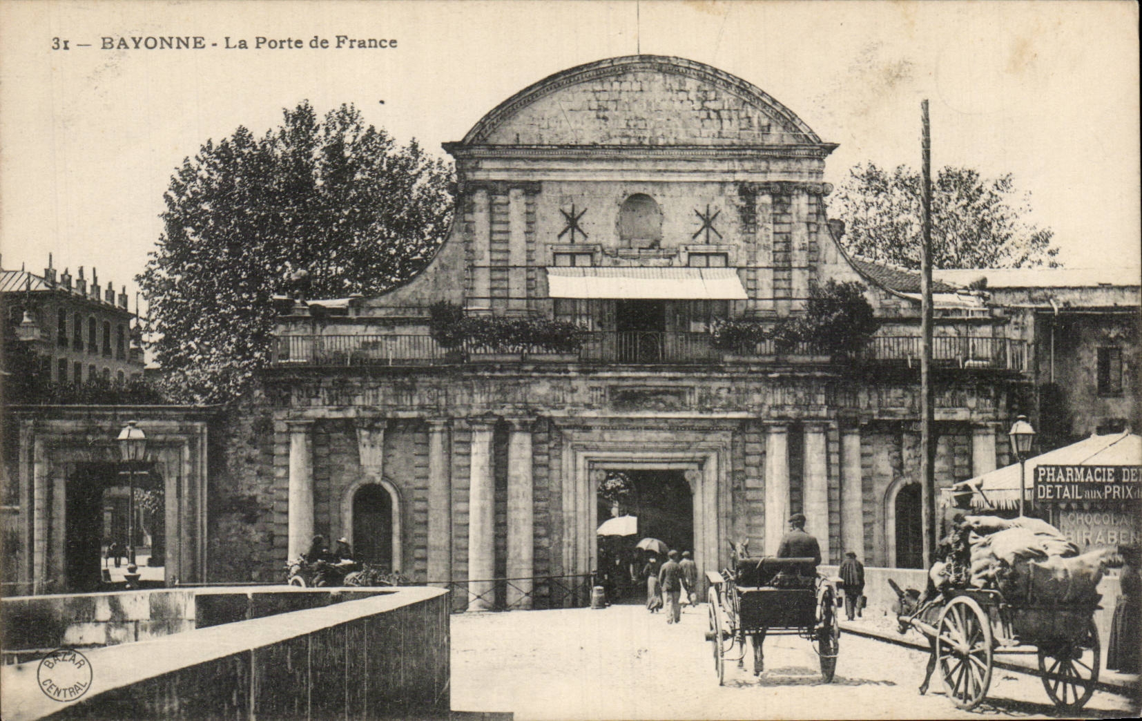 CPA Bayonne La porte de France