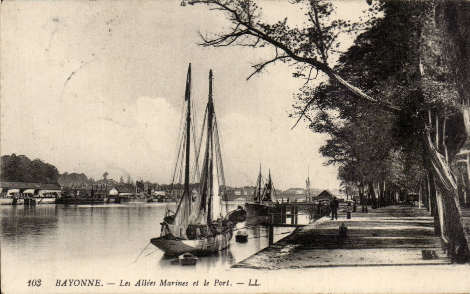 Bayonne — Les Allées Marines et le Port — LL. — N° 103
