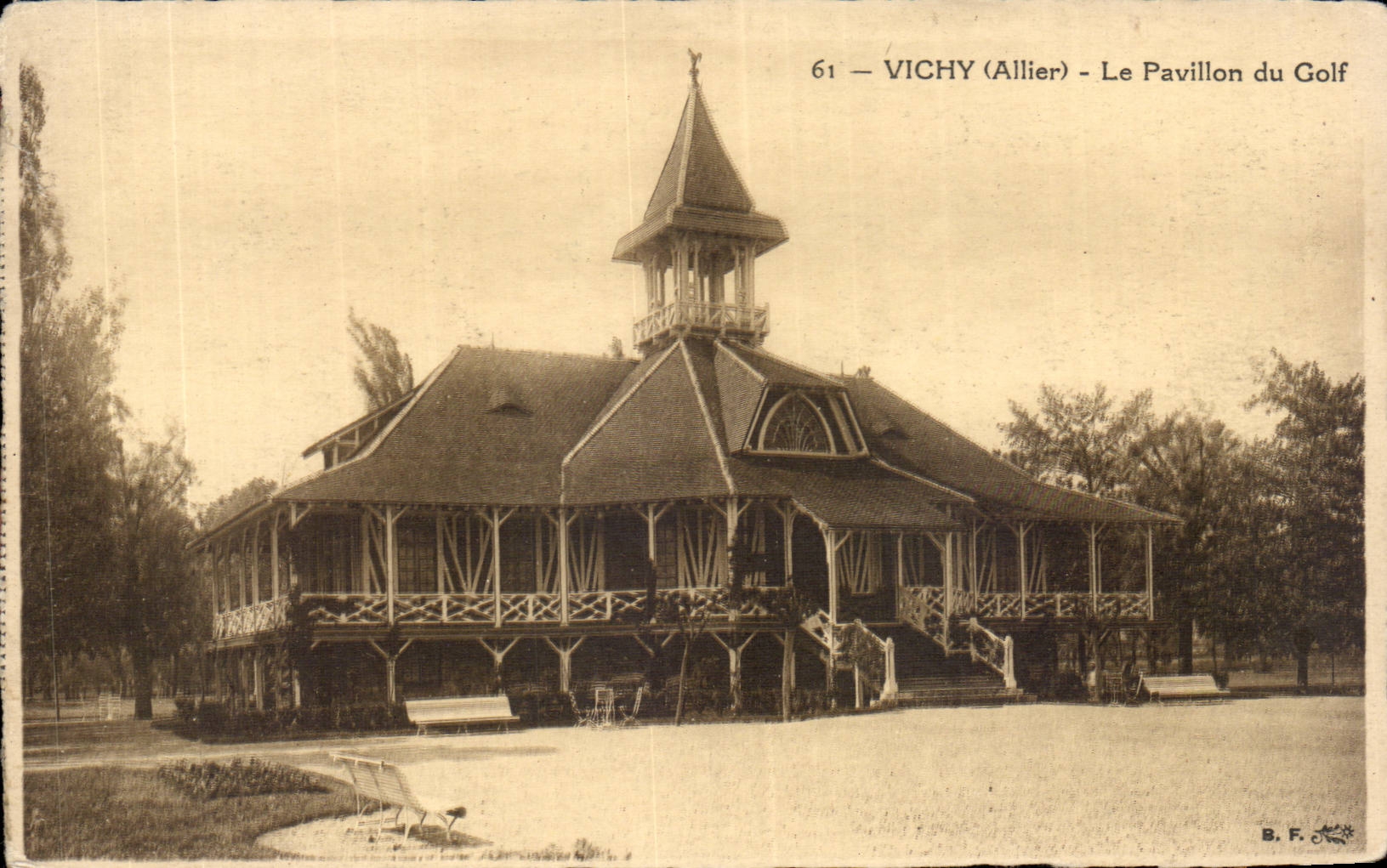 CPA Vichy Le pavillon du golf