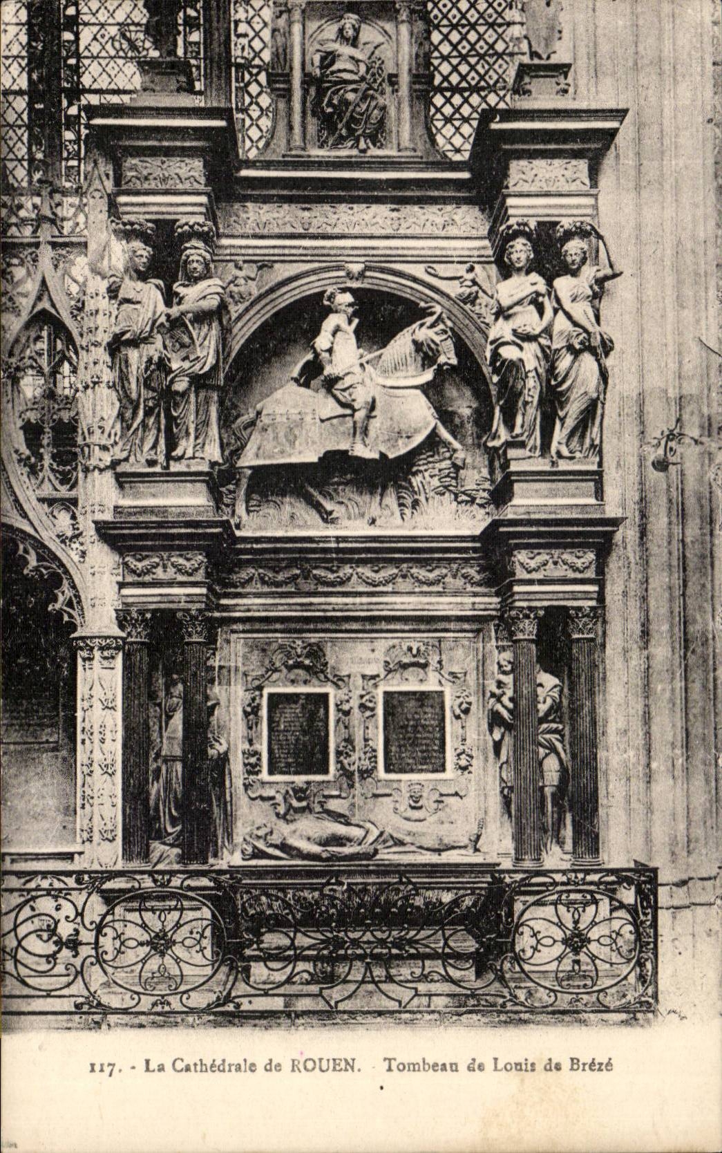 CPA Cathedrale de Rouen Tombeau de Louis de Breze