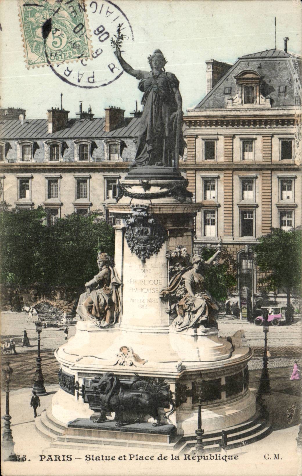 Paris CPA Statue et place de la Republique