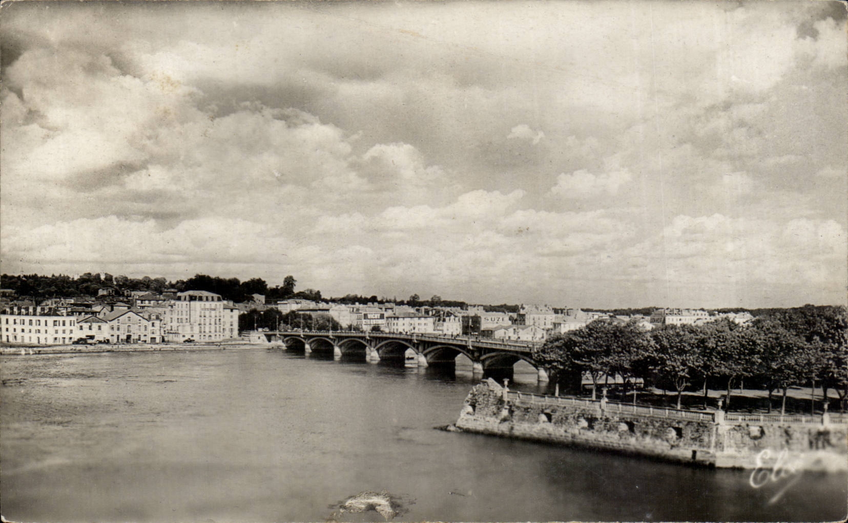 CPA Bayonne l'Adour et le pont vers St Esprit