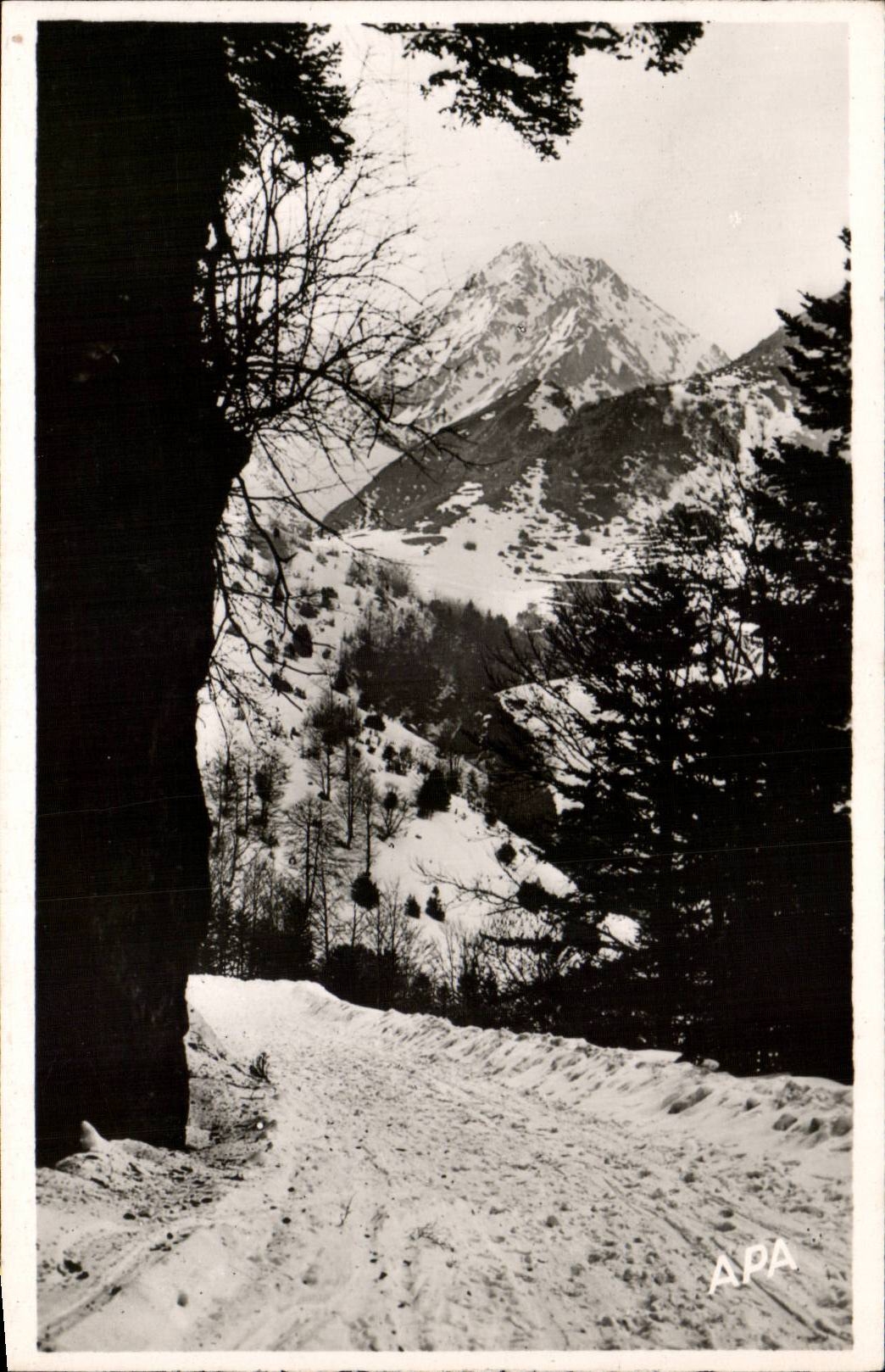 Vue du Pic du Midi — prise sur la route du Tourmalet — éditeur APA, série 130