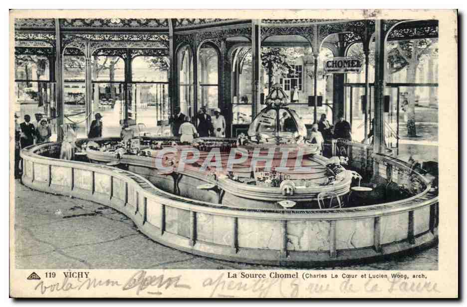 CPA Vichy La source Chomel 