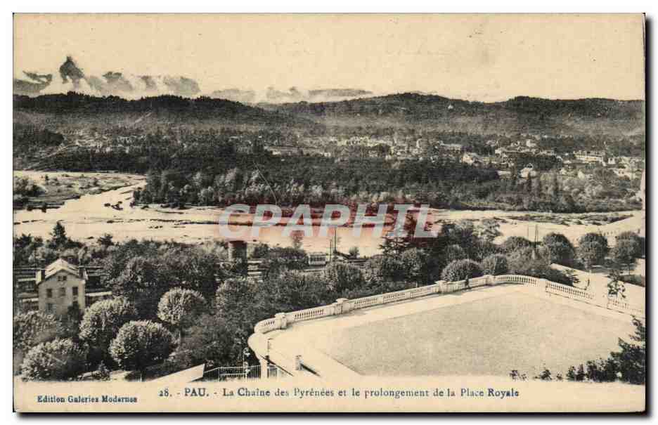 Pau - La Chaîne des Pyrénées et le prolongement de la Place Royale — Édition Galeries Modernes, n°28