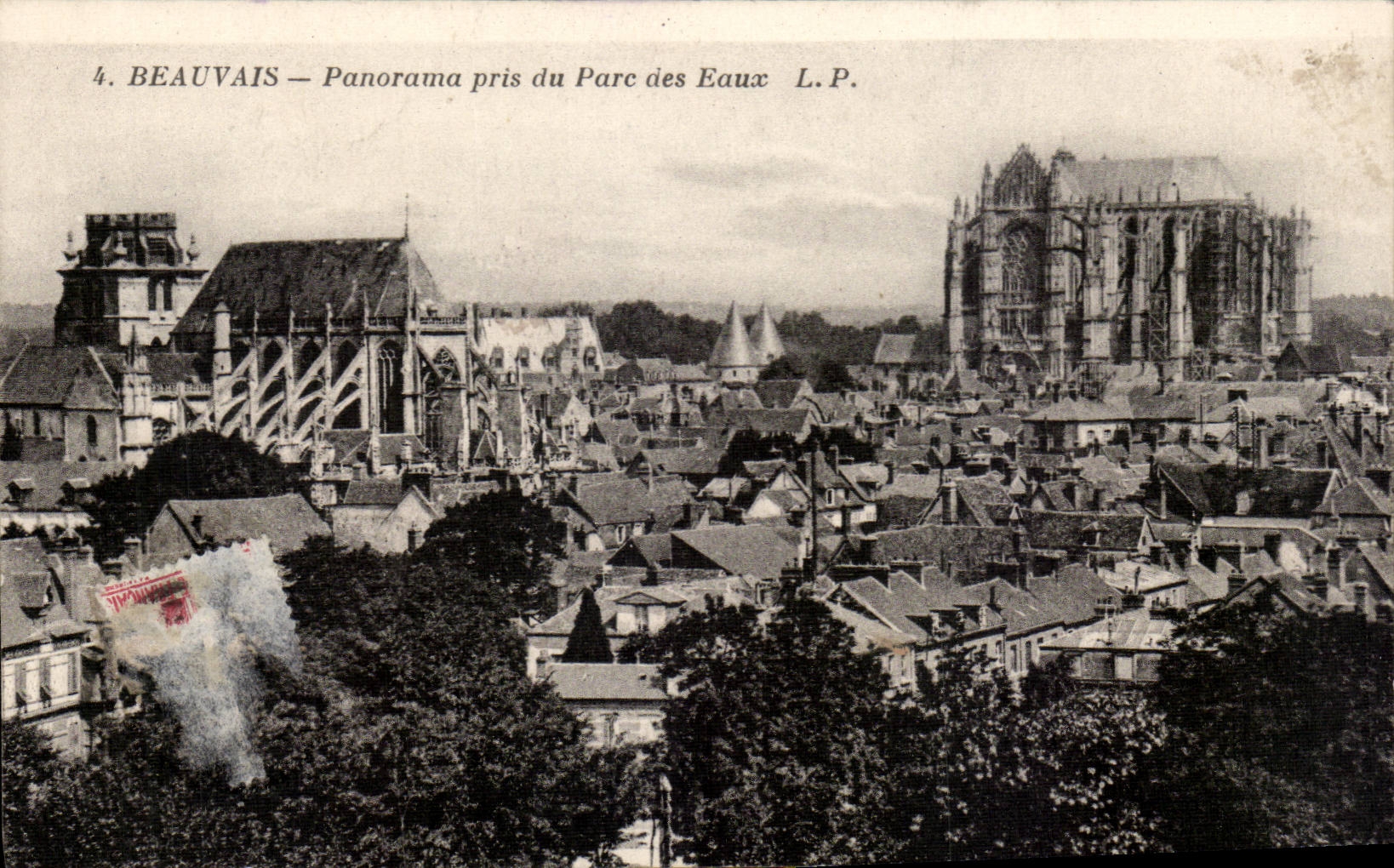 Beauvais — Panorama pris du Parc des Eaux — L.P.