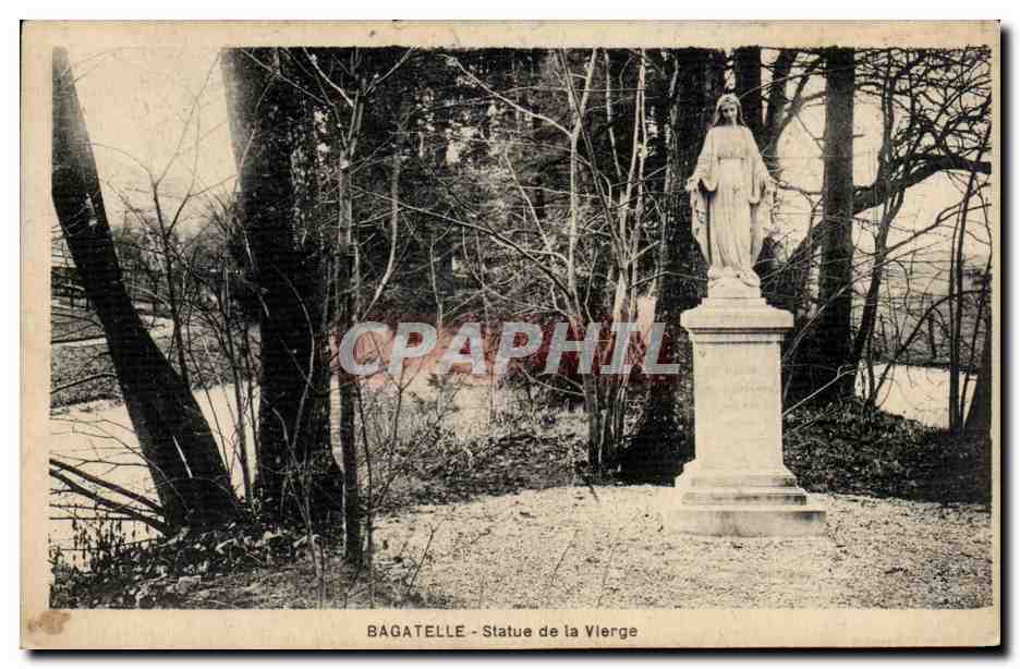 CPA Bagatelle Statue de la vierge 