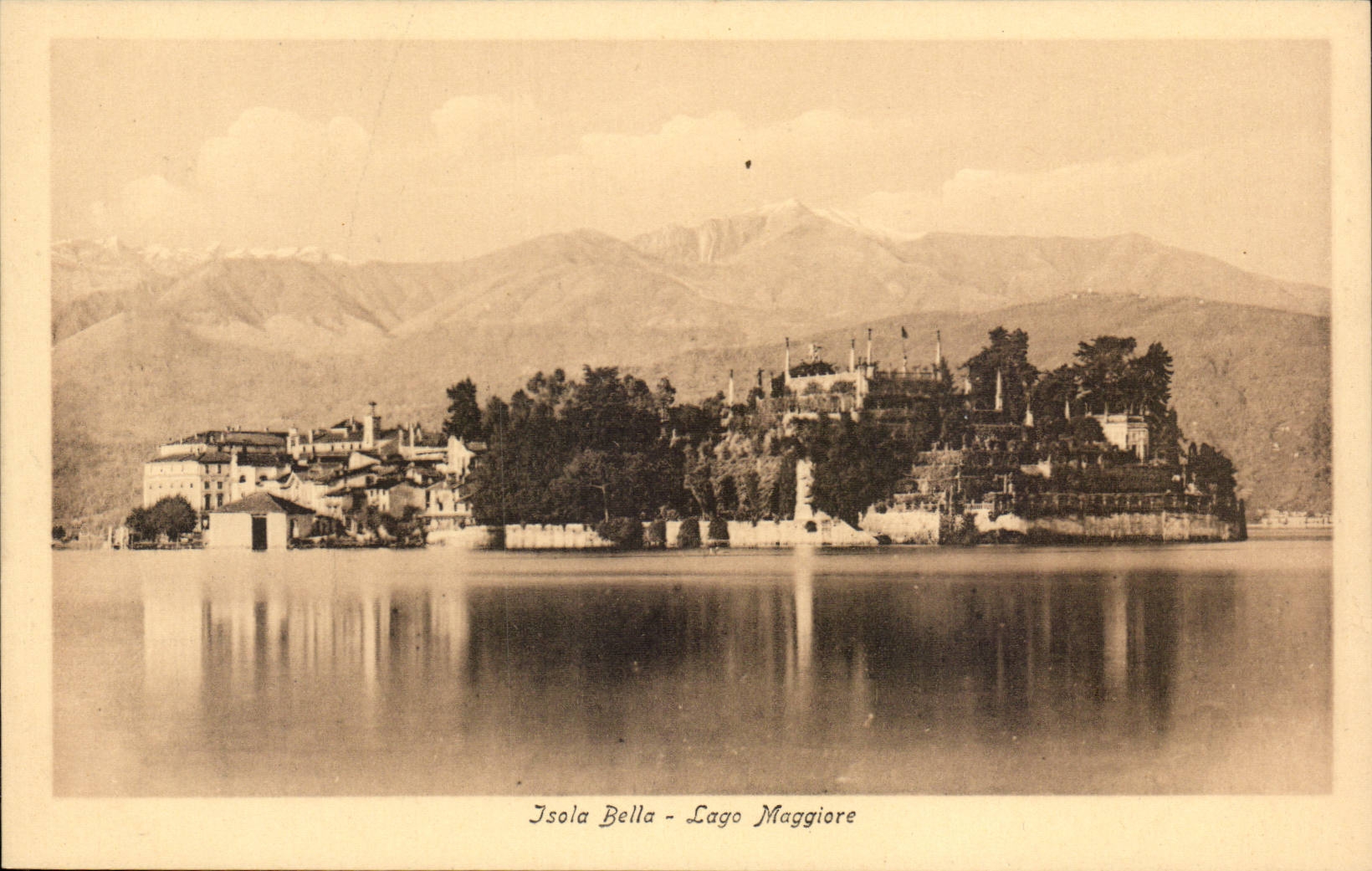 CPA Italie Italie Lago Maggiore Isola Bella