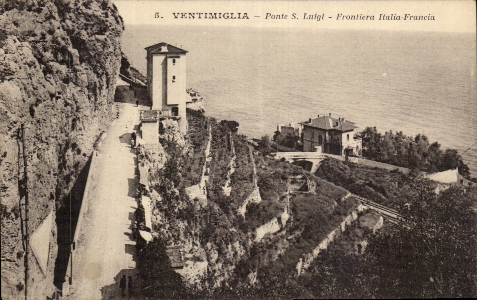 CPA Italie Italie Ventimiglia Ponte S Luigi Frontiera Italia Francia