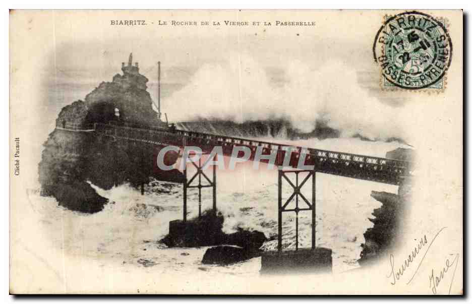 CPA Biarritz Le rocher de la vierge et la passerelle