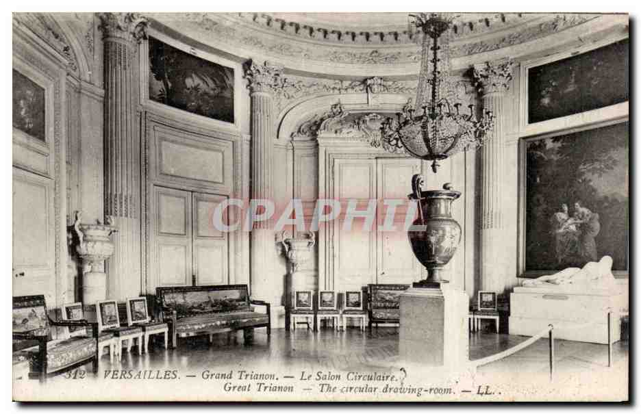 CPA Versailles Grand Trianon Le salon circulaire 