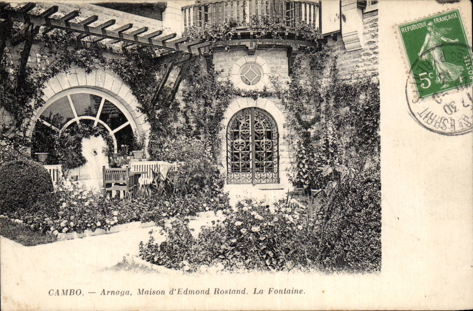 CPA CAmbo Arraga MAison d'Edmond Rostand La fontaine