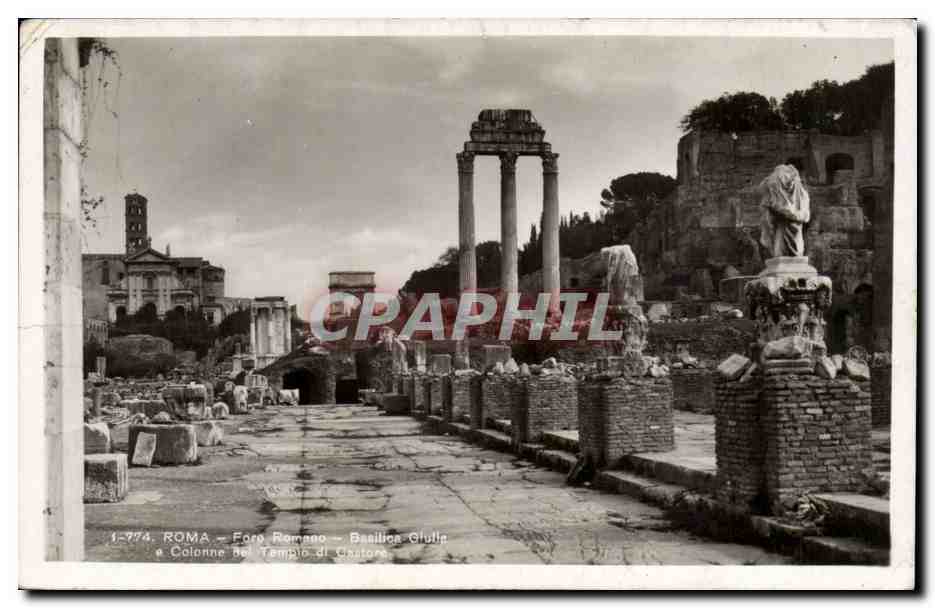 CPA Italie Italia Roma Foro Romano Basilica Giulie