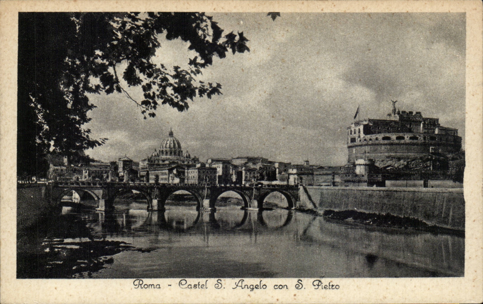 CPA Italie Italia Roma Castel S Angelo con S Pietro