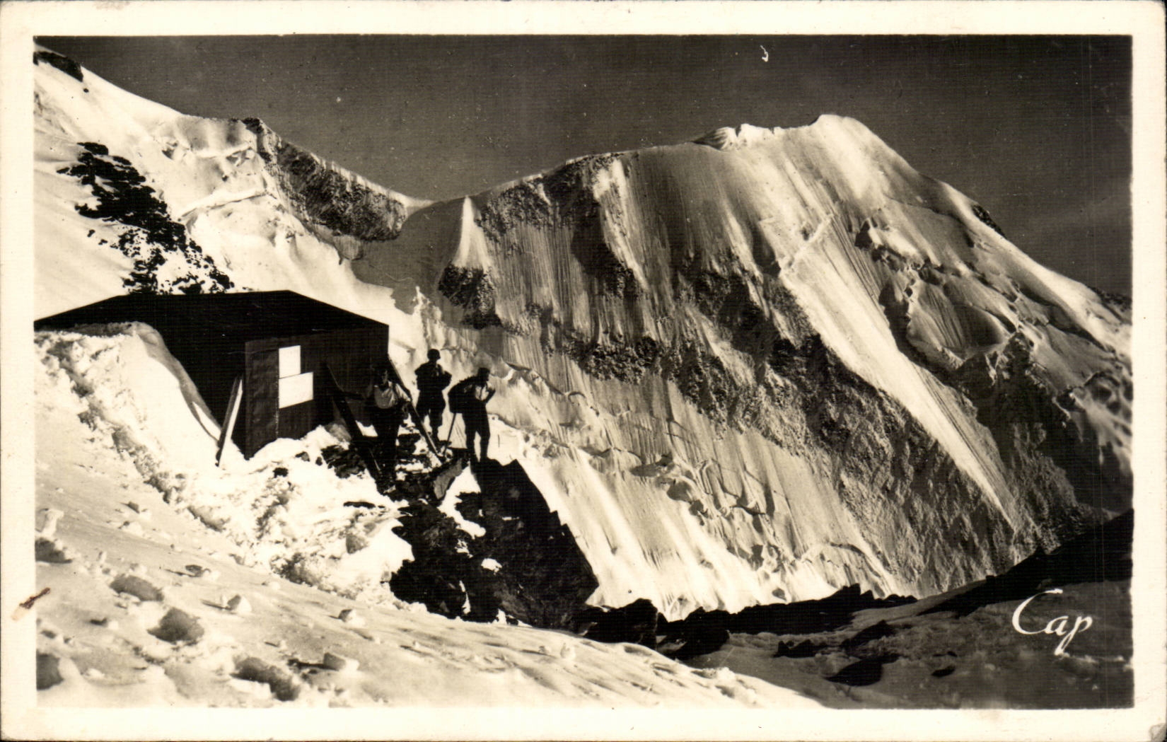 CPA Chamonix Mont Blanc Refuge de l'aiguille du gouter