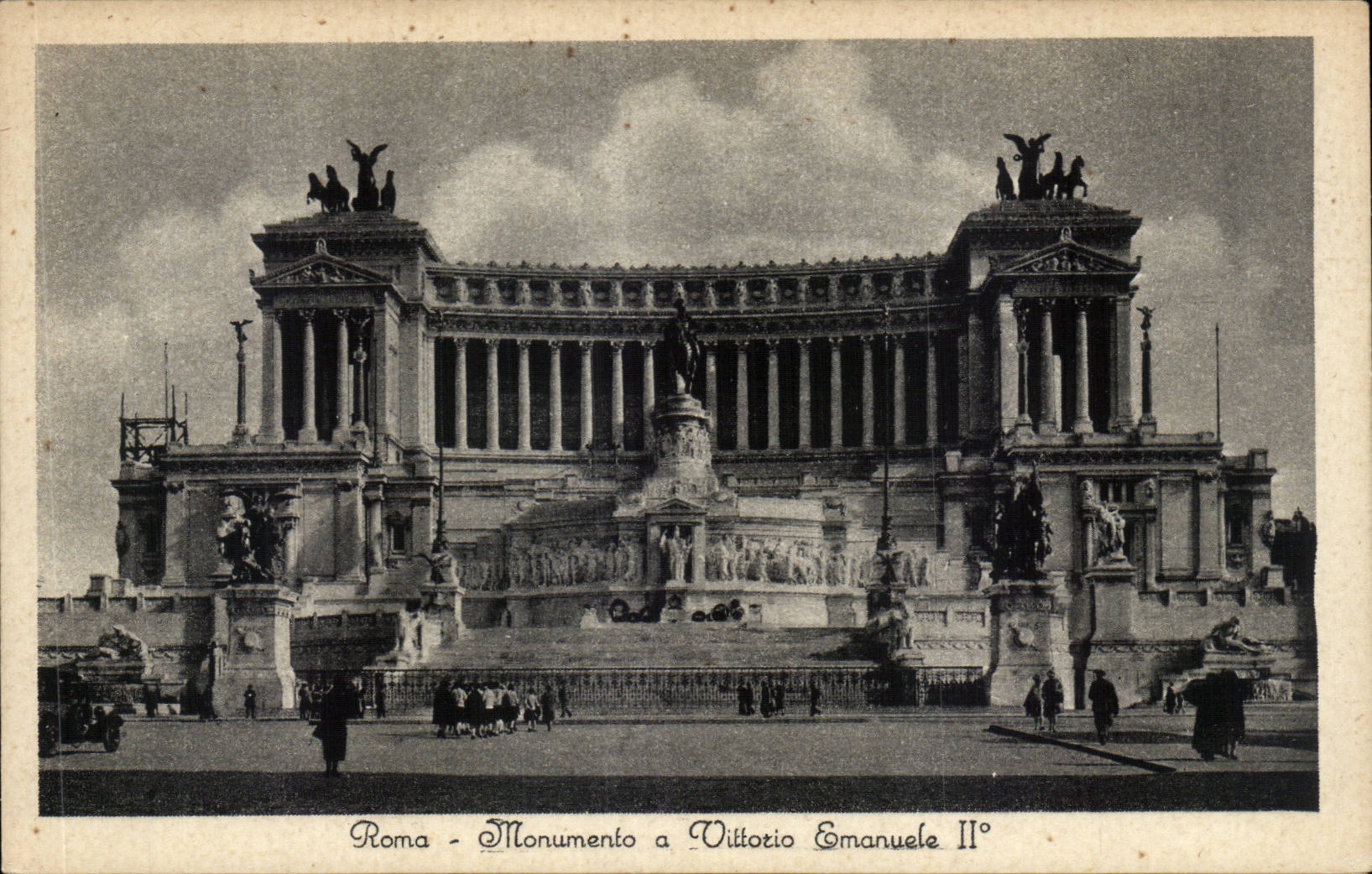 CPA Italie Italia Roma Monumento a Vittorio Emanuele II