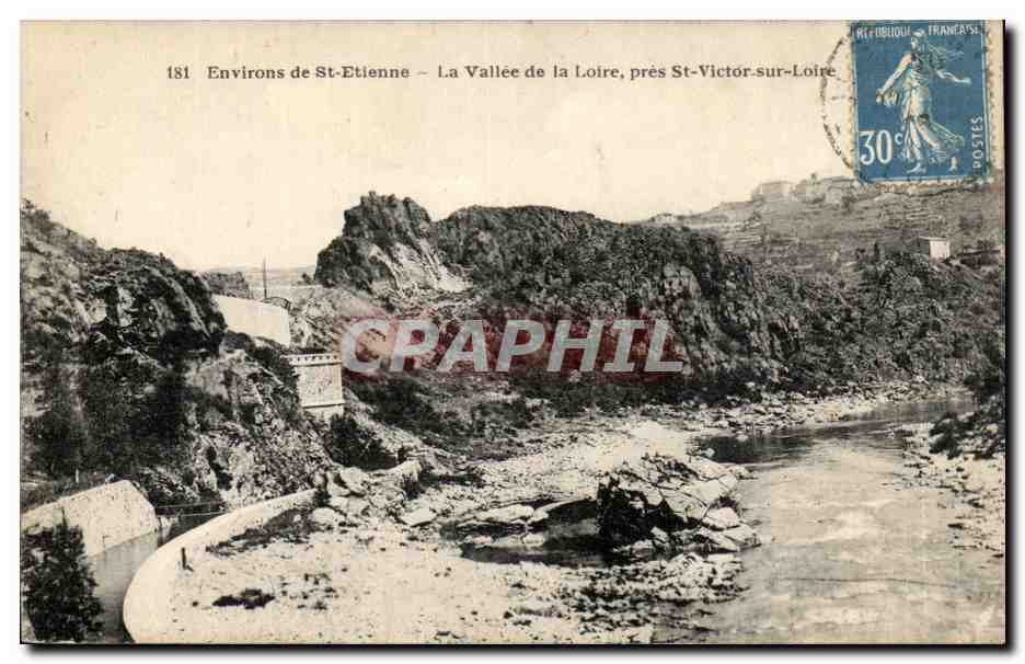 CPA Environs de St Etienne La vallee de la loire pres St Victor sur Loire