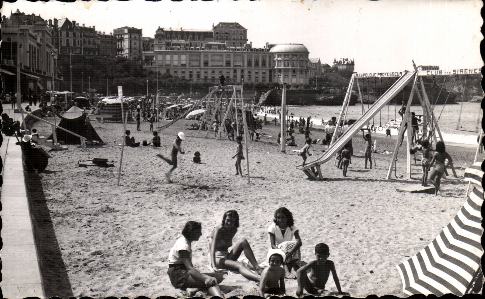 CPA Biarritz Les jeux sur la grande plage