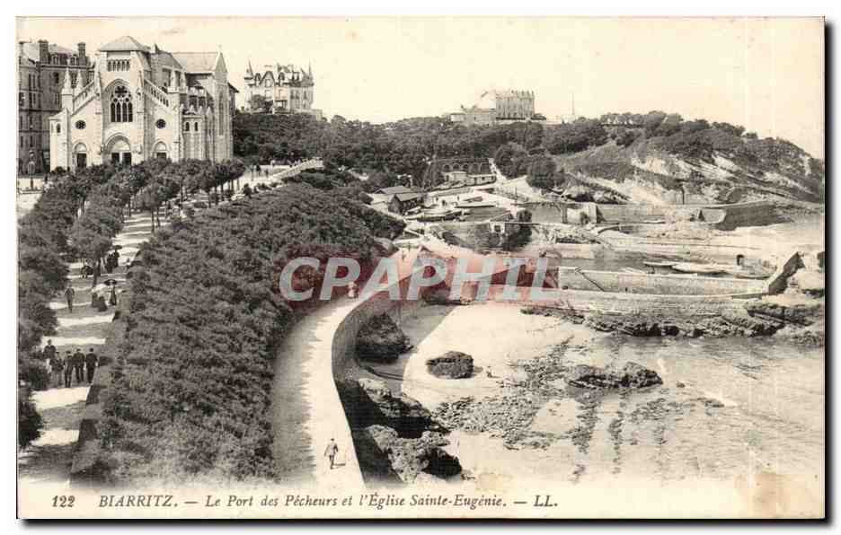 CPA Biarritz Le port des pecheurs et l'eglise Sainte Eugenie