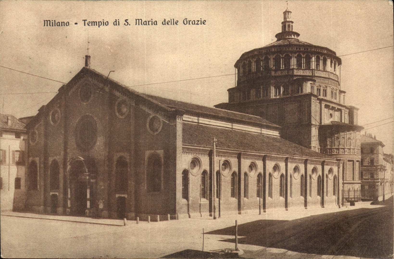 CPA Italie Italia Milano Tempio di S MAria delle Grazie