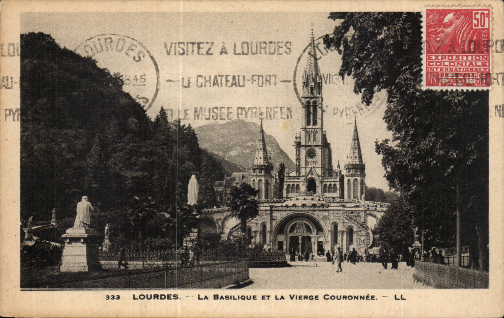 Lourdes CPA La basilique et la vierge couronnee