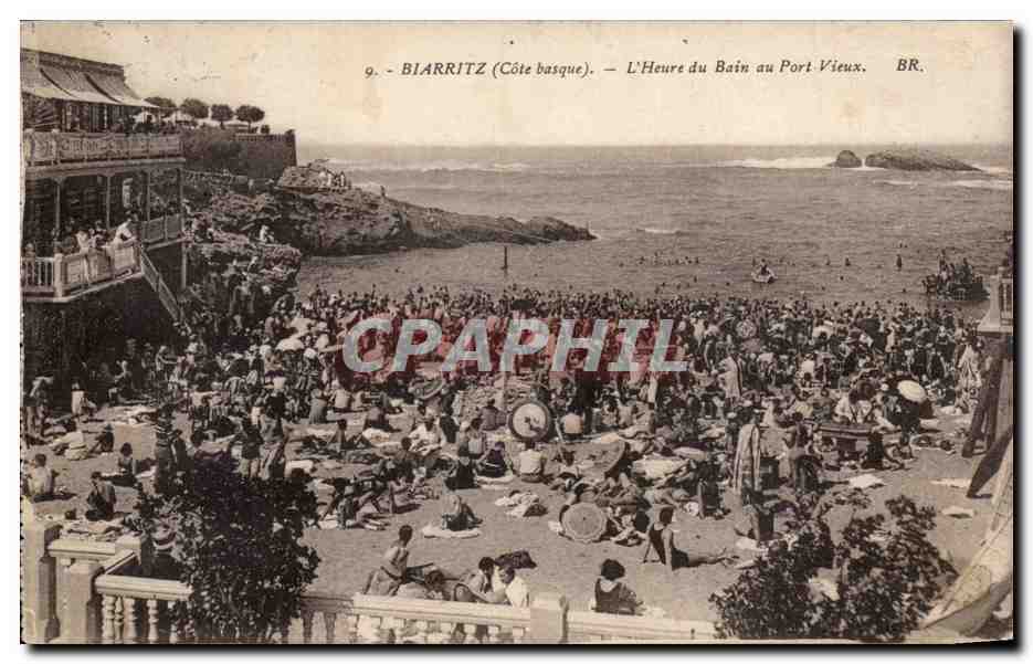 Biarritz (Côte basque) — L'Heure du Bain au Port Vieux — BR.