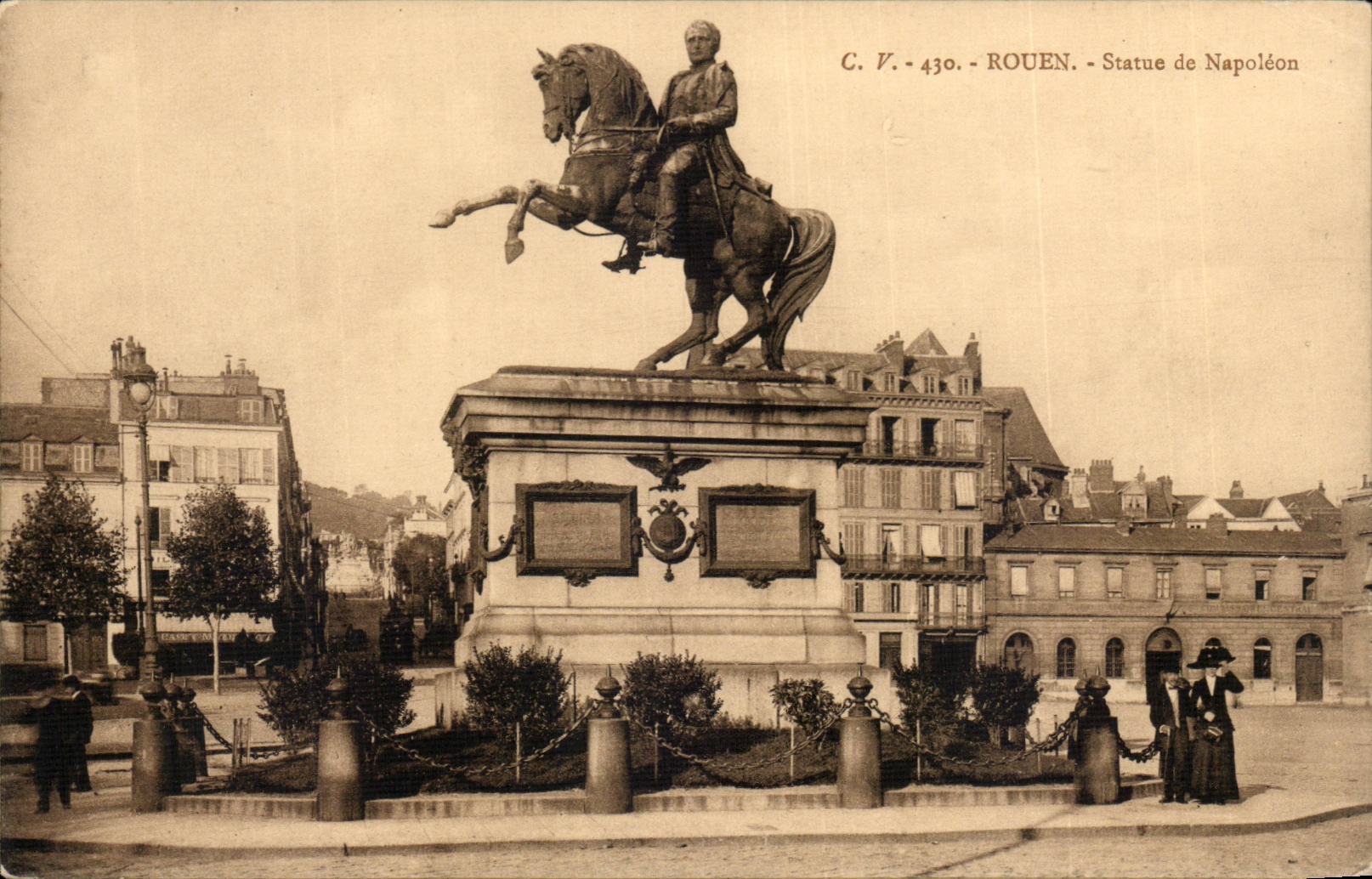 Rouen CPA Statue de Napoleon