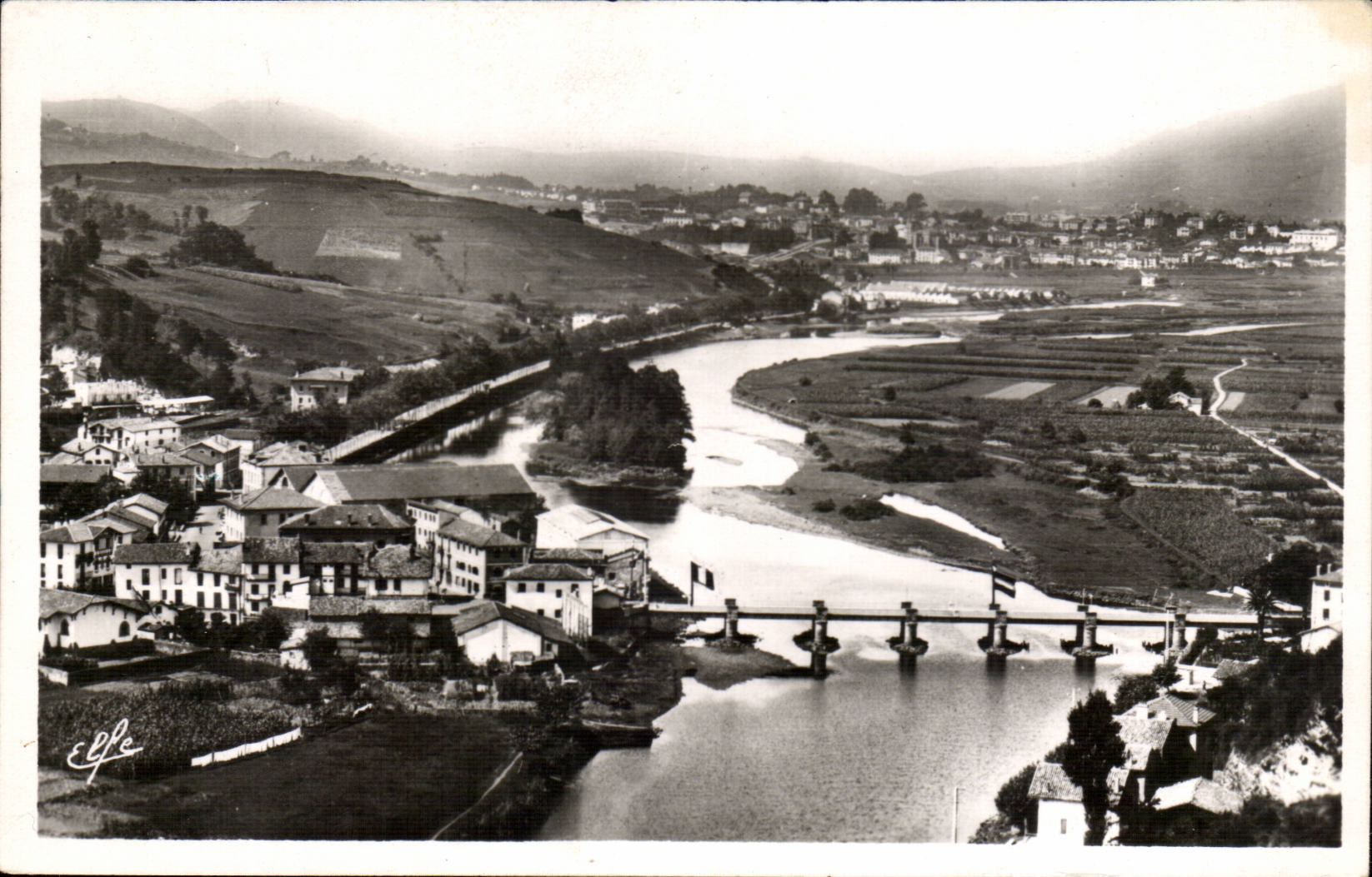 Pont International sur la Bidassoa — Irún — Édition Labouche