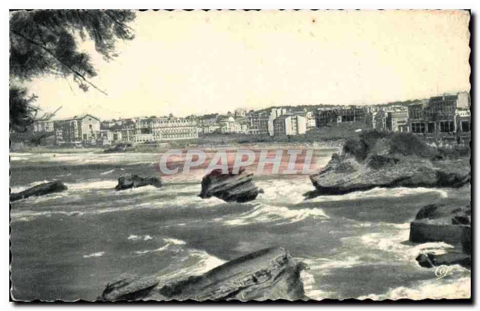 CPA Biarritz Vue vers la grande plage