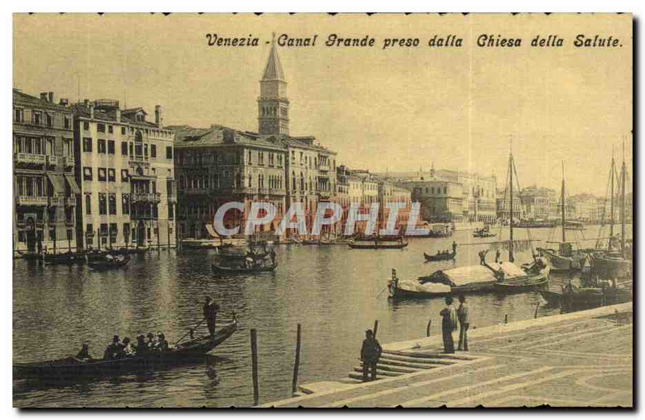 CPA Italie Italie Venezia Canal Grande Preso dalla Chiesa della Salute