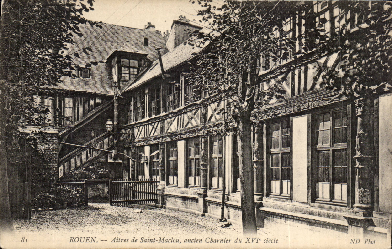 CPA Rouen Aitres de Saint Maclou ancien charnier du 16eme