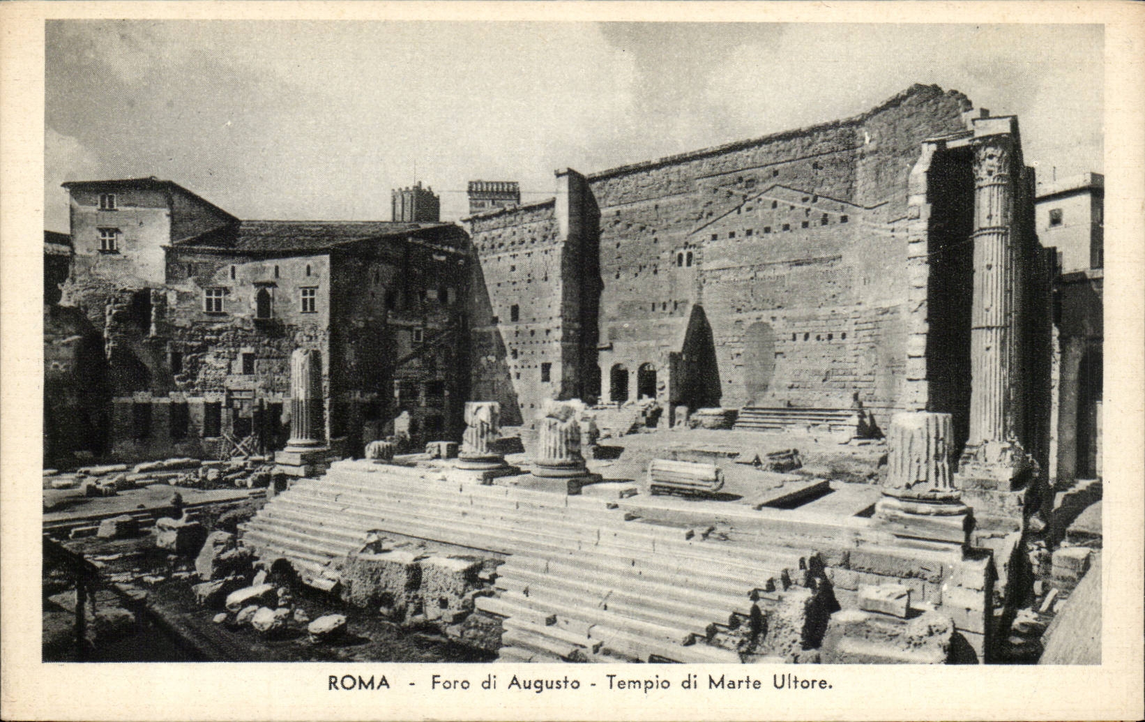 CPA Italie italia Roma Foro di Augusto Tempio di marte Ultare