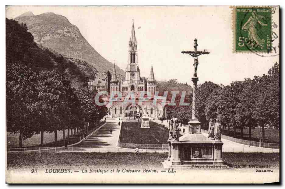 CPA Lourdes la basilique et le calvaire breton