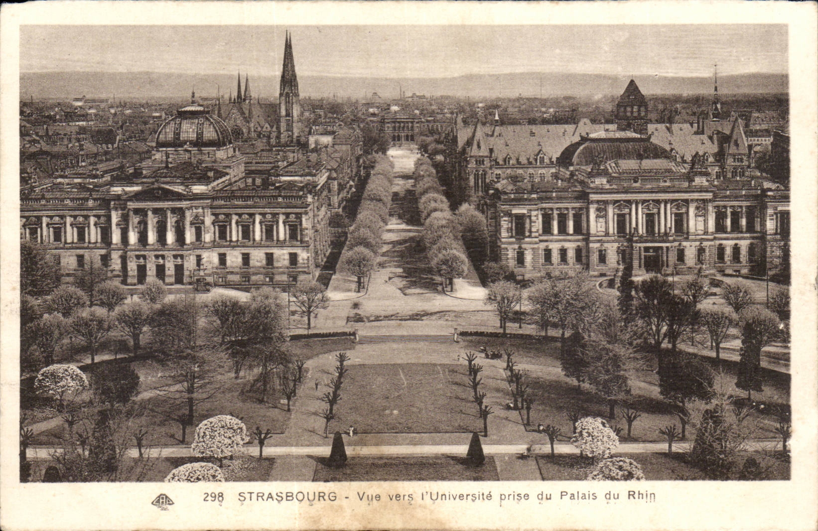 Strasbourg — Vue vers l'Université prise du Palais du Rhin — éditeur A.P. n° 298