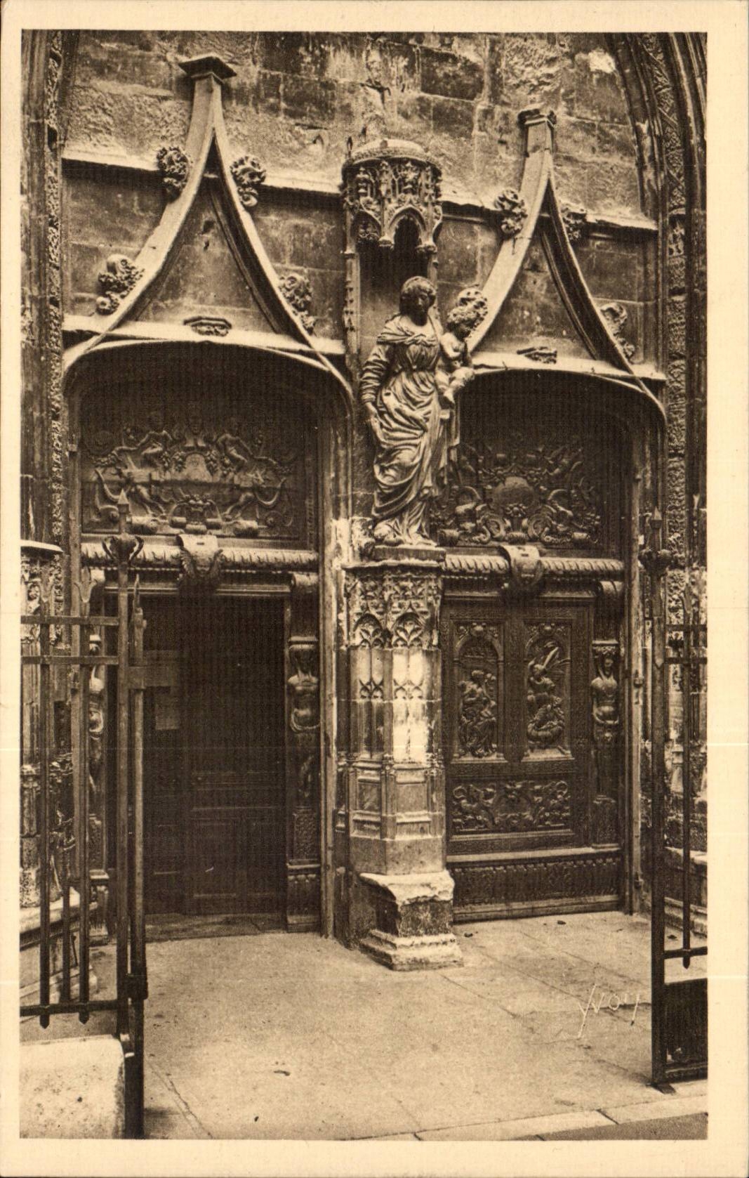 Avignon (Vaucluse) — Portail de l'Église Saint-Pierre — Éditions d'Art Yvon, Paris