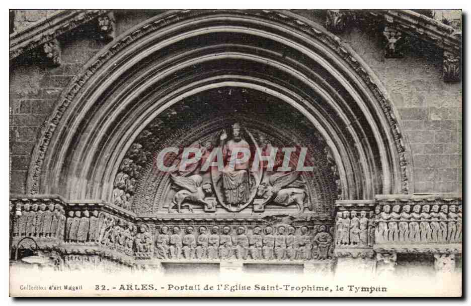 CPA Arles Portail de l'eglise Saint Trophime Le tympan