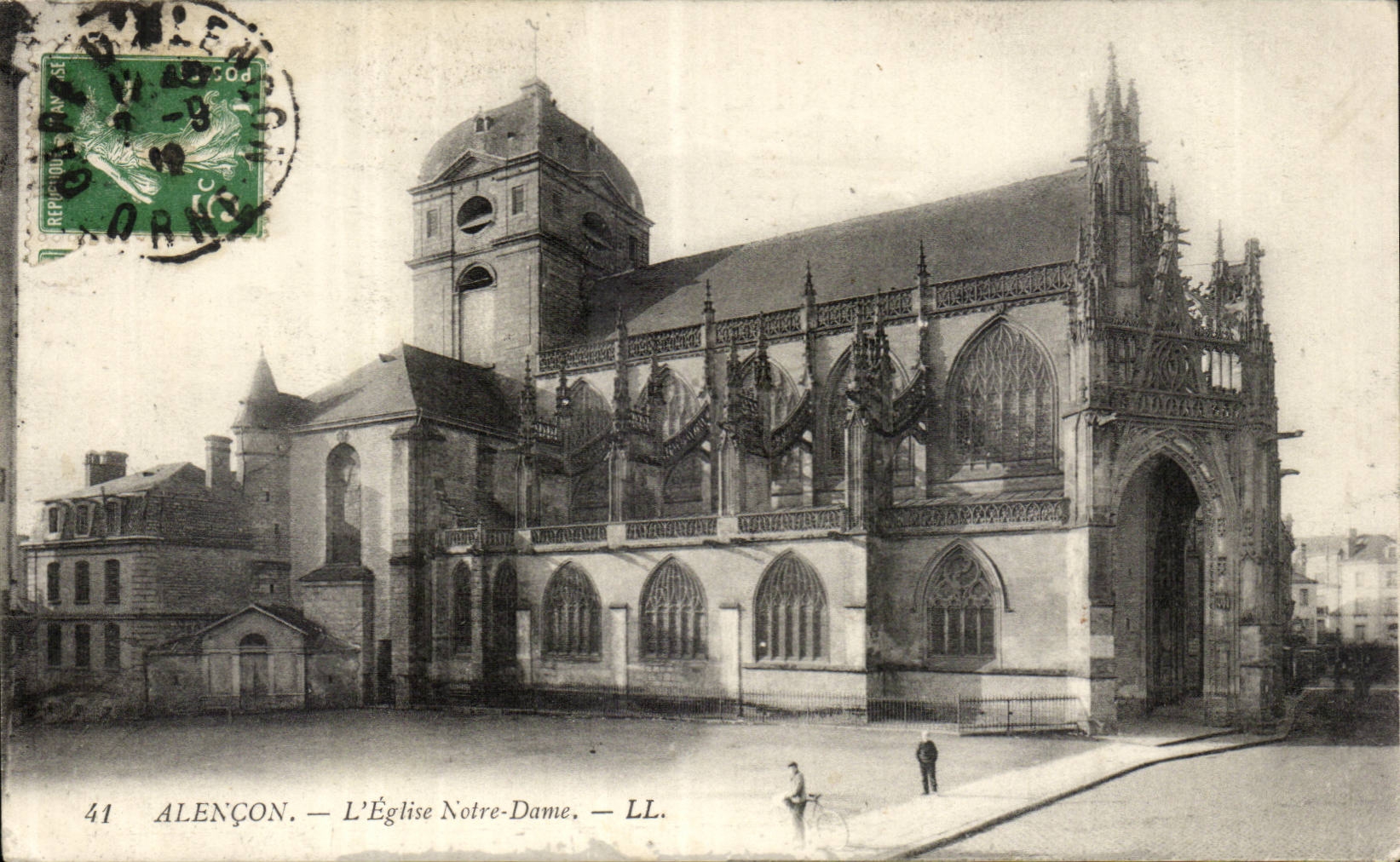 CPA Alencon L'eglise Notre Dame