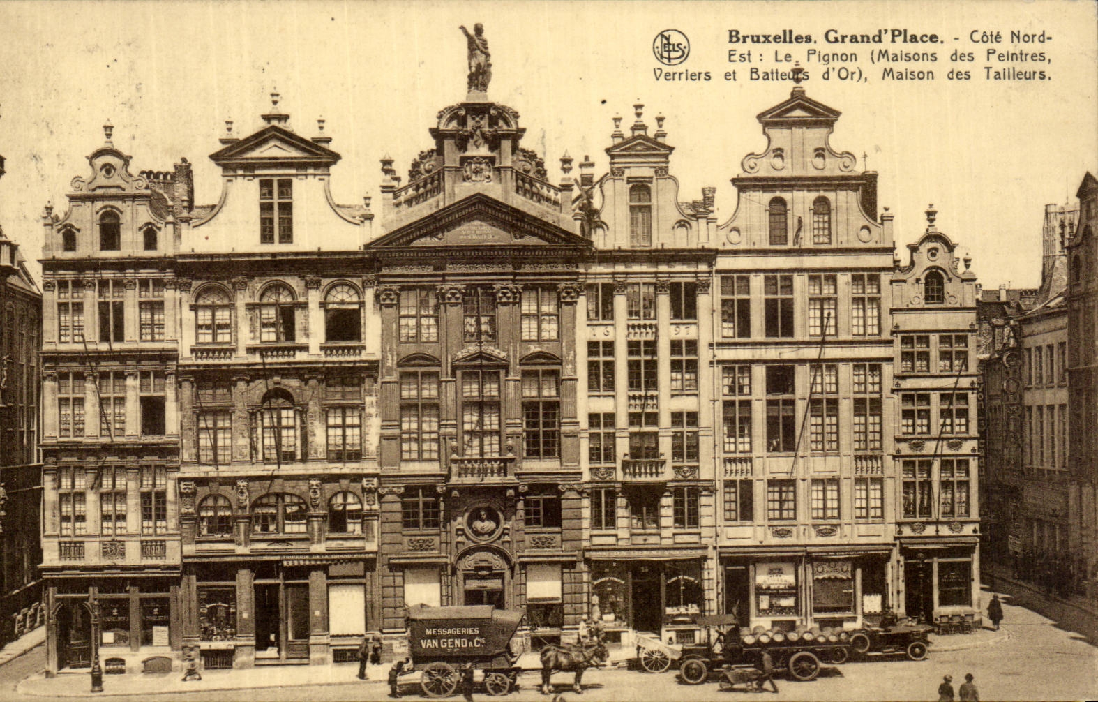 CPA Bruxelles Grand place Cote Nord Le pignon Maison des tailleurs