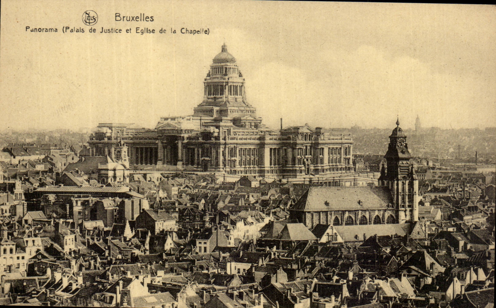 CPA Bruxelles Panorama Palais de justice et eglise de la chapelle