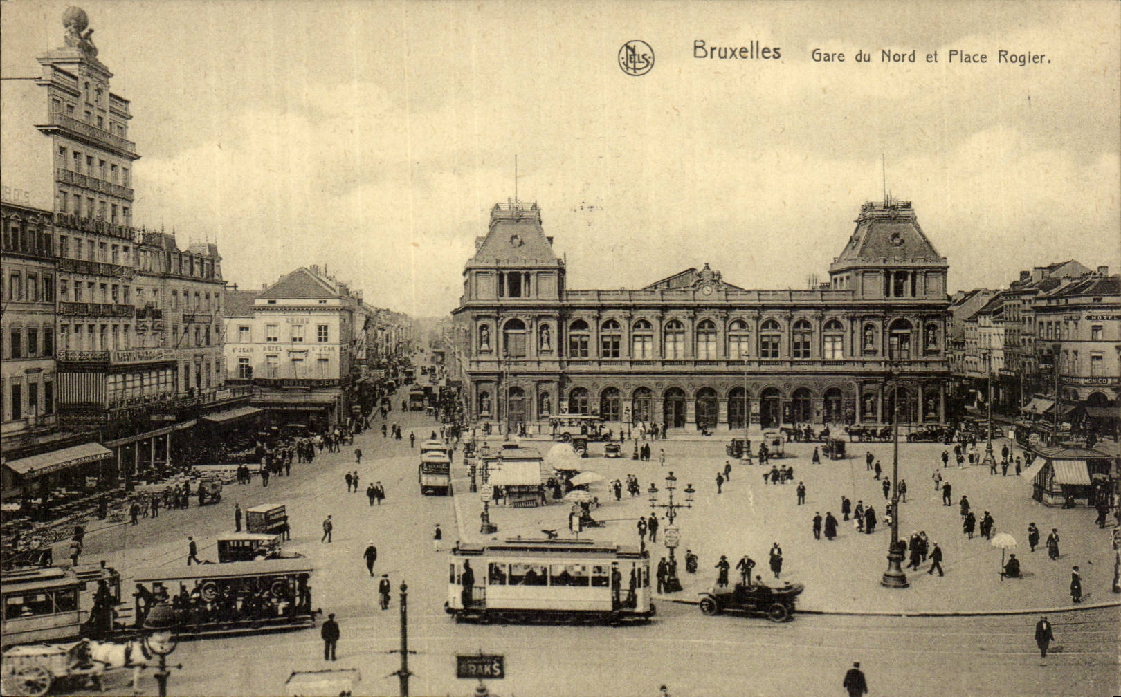 CPA Bruxelles Gare du Nord et Place Rogier