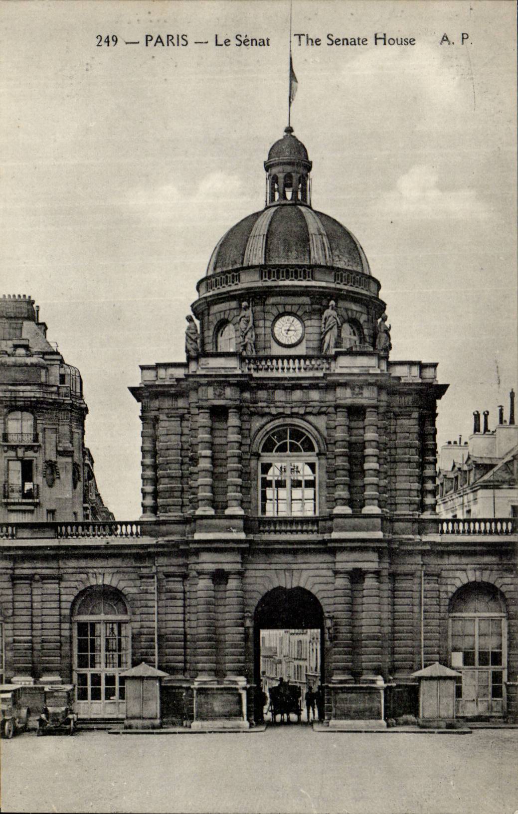 CPA Paris Le Senat
