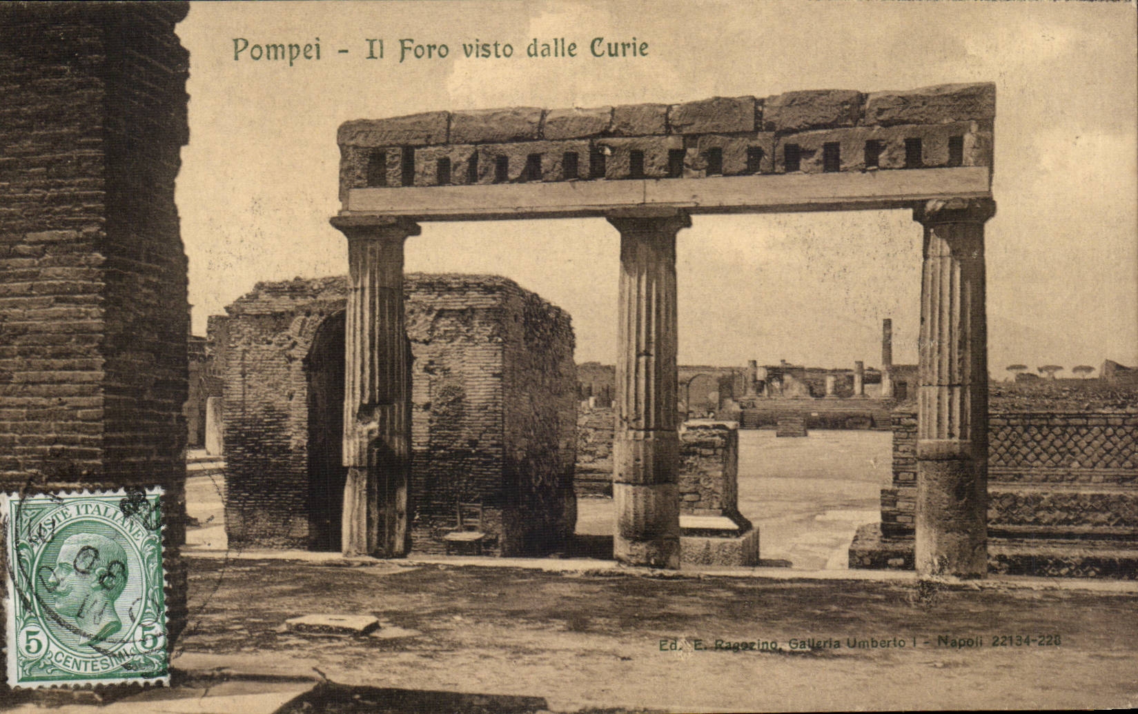 CPA Italie Italia Pompei Il foro vist dalla Curie