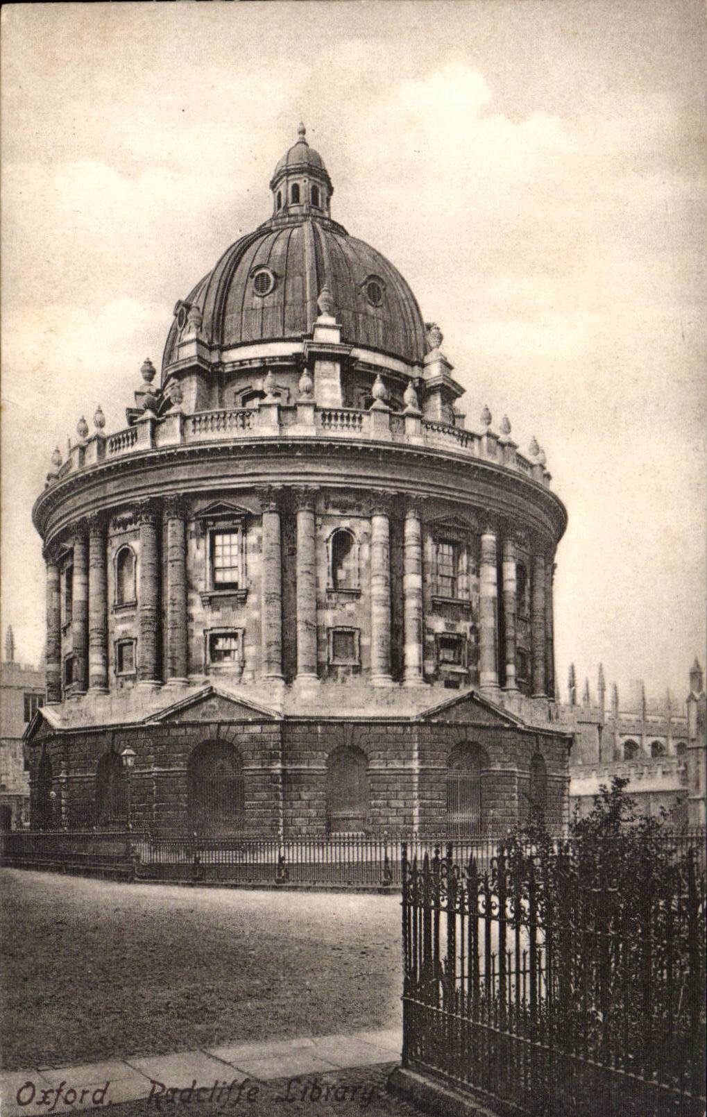 CPA Great Britain Oxford Redcliffe Library Bibliotheque