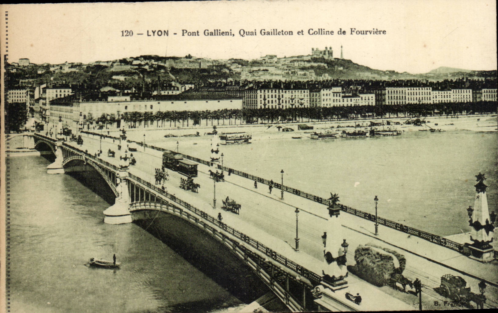 CPA Lyon Pont Gallieni Quai Gailleton et colline de Fourviere