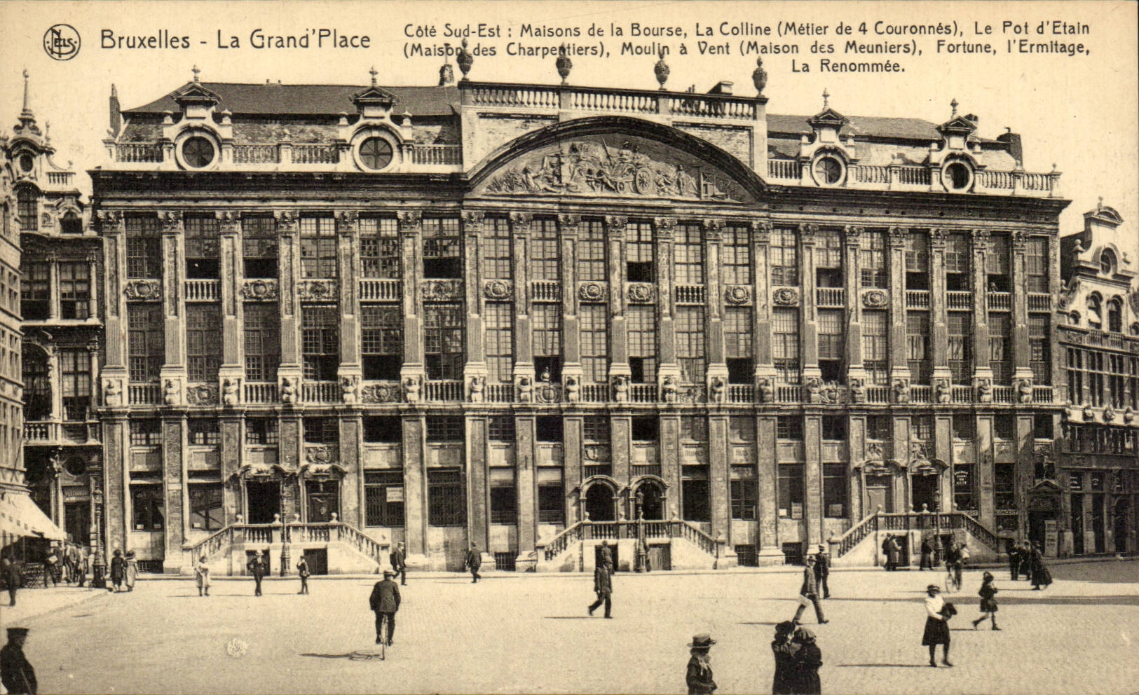 CPA Bruxelles Grand place Maions de la Bourse Metier de 4 couronnes Pot d'etain Maison des Charpentiers Moulin a vent